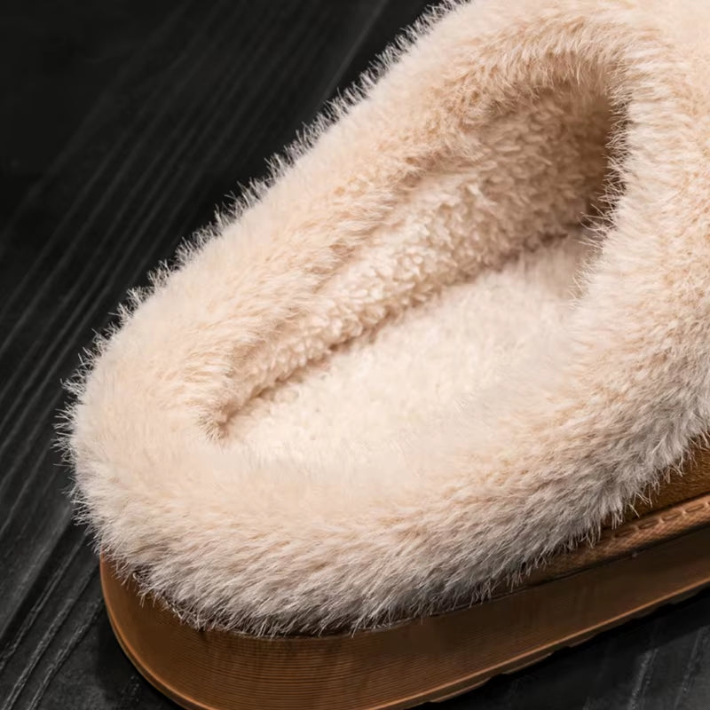 Step into Comfort: Fashionable Fluffy Women’s Slippers for Cozy Autumn and Winter Indoors